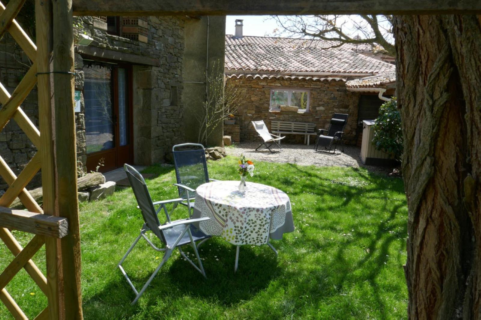 La Petite Maison Dans La Prairie Cassaignes エクステリア 写真
