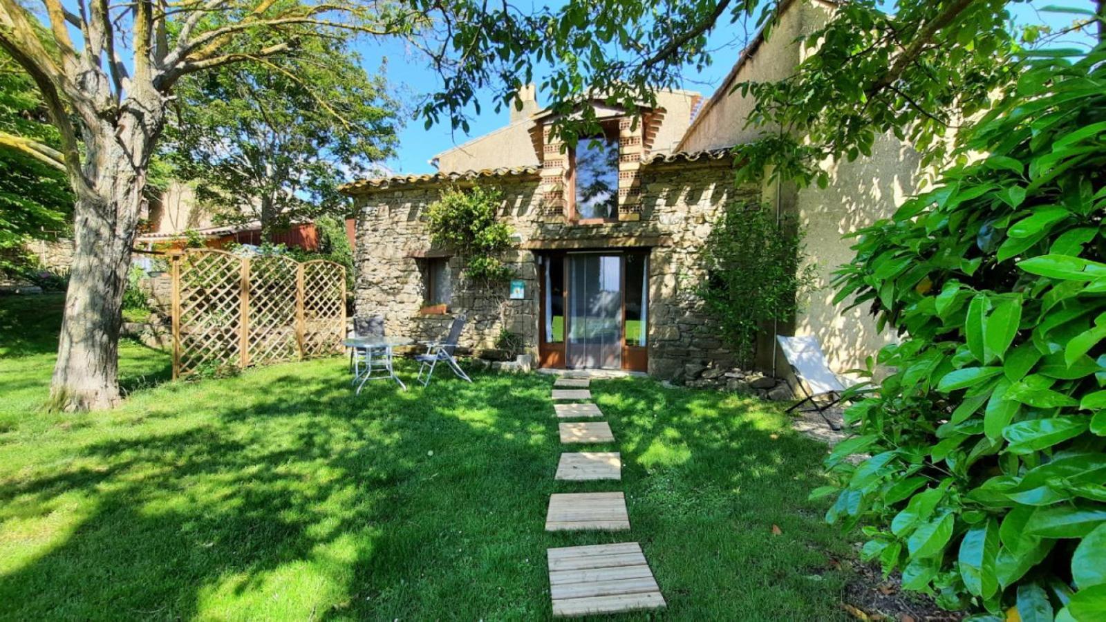 La Petite Maison Dans La Prairie Cassaignes エクステリア 写真